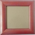 Ramka drewniana do oprawiania obrazów, haftów w rozmiarze zewnętrzna 28 x 28 cm (światło ramki 18 x 18 cm), zaczep, szkło antyrefleksyjne, tył z tektury. kolor : czerwono - złota