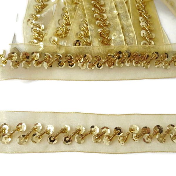 Taśma ozdobna  cekinowa