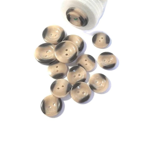 Guzik  24 mm i 17 mm