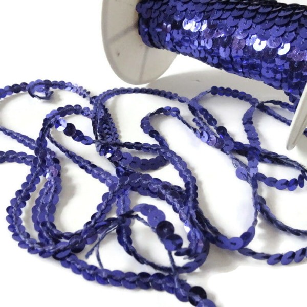 Taśma cekinowa 0,60 cm | cekiny 6 mm