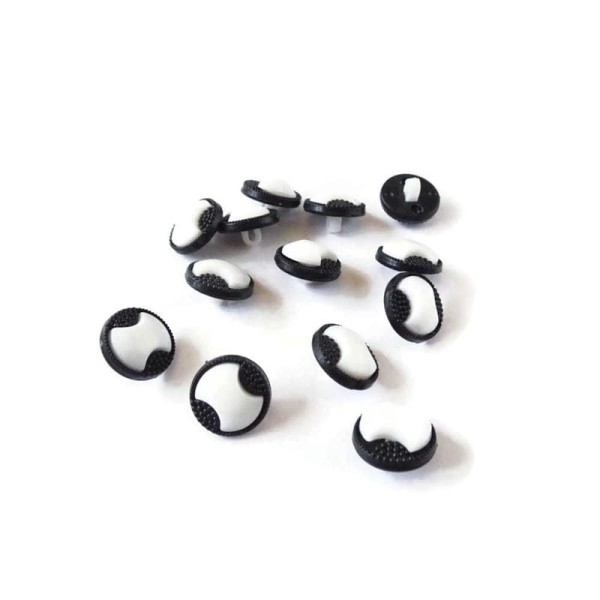 Guzik na nóżce 15 mm 