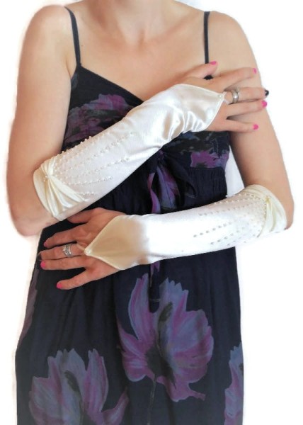 Rękawiczki satynowe z pętelką