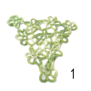 Szydełkowa aplikacja wykonana z nici bawełnianych-kolor zielony