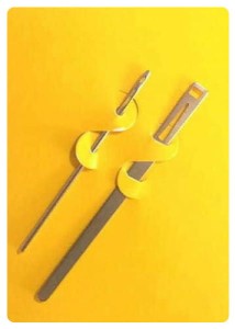 Igły do haftu wstążeczkowego produkcji angielskiej John James. - w komplecie 2 zt igieł