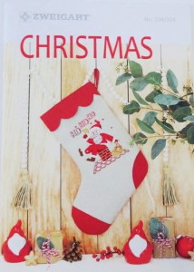Wydawnictwo Zweigart ze wzorami na haft krzyżykowy na wystrój świąteczny. - format A5 - 24 stron - papier kredowy
