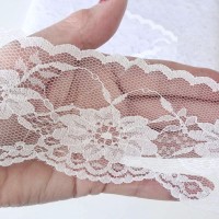 Koronka stylonowa szerokość 7 cm 