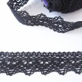 Koronka bawełniana do celów ozdobnych do stosowania w krawiectwie- kolor: czarny- szerokość 3,50 cm