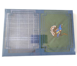 Chusteczki do nosa, męskie, - kolorowe,( jedna sztuka z haftem) - przeznaczenie: prezent dla myśliwego lub leśnika - komplet 2 szt - tkanina bawełna 100%