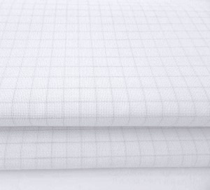 Tkanina do haftu EASY COUNT AIDA 20 ct (80 krzyżyków / 10 cm), - szerokość 110 cm w kolorze  białym antycznym