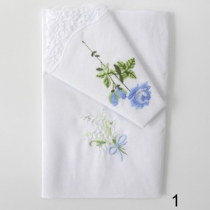 Chusteczki  białe z kolorowym haftem, damskie, - tkanina cienka bawełna