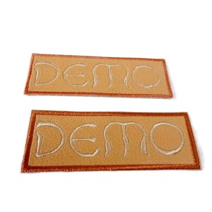 Aplikacja do odzieży, haftowana Można ją przyszyć lub przykleić klejem tekstylnym. - rozmiar 9,5  x 3 cm - cena za kpl / 2 szt