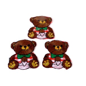 Aplikacja haftowana miś do ozdoby odzieży, worków do przedszkola - rozmiar 4,5 x 4,5cm Można ją przyszyć lub przykleić klejem tekstylnym. - cena za kpl / 3 szt