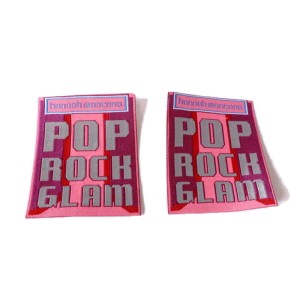 Aplikacja termo, do ozdoby odzieży, - rozmiar 5 x 6,50cm Można ją przyprasować lub przykleić klejem tekstylnym. - cena za kpl / 2 szt