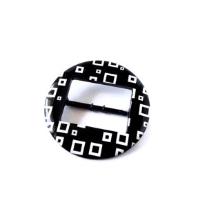 Klamra do paska, plastikowa, lakierowana - średnica 6,5 cm, w środku 4 cm - kolor: biało-czarny