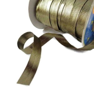 Taśma lamówka, cięta ze skosu, brzegi przyprasowane, satynowa w kolorze złoto-zielonym, - szerokość 15 mm