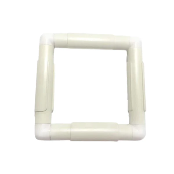 Rama plastikowa do haftu 15,2 x 15,2  cm  